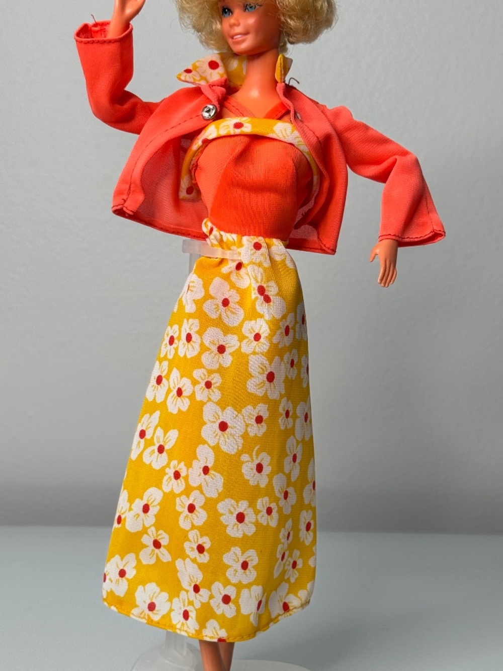 1970s Vintage 1976 Superstar Era Barbie Doll #9580 Best Buy Fashion Jacket Dress
